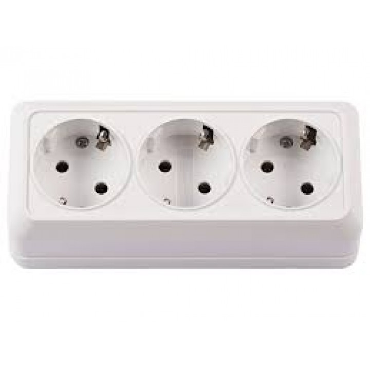 Розетка потрійна накладна з/з LUXEL Opera 2014 (біла)